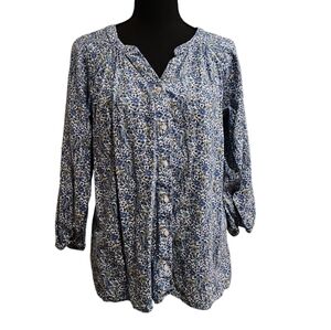 St. John's Bay Floral 55% Cotton 45% Rayon Button Up V-neck Blouse Size M